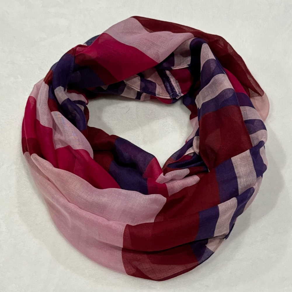 KOHL’S Women’s Lightweight Chiffon Infinity Scarf / Wrap - pink/purple, one-size